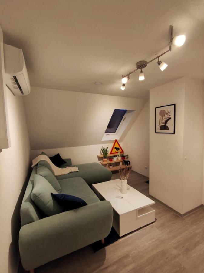 Dachgeschosswohnung Mit Klimaanlage In Bester Lage Менден Екстер'єр фото